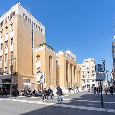 Bari Centrale Railway Station Apartment Экстерьер фото