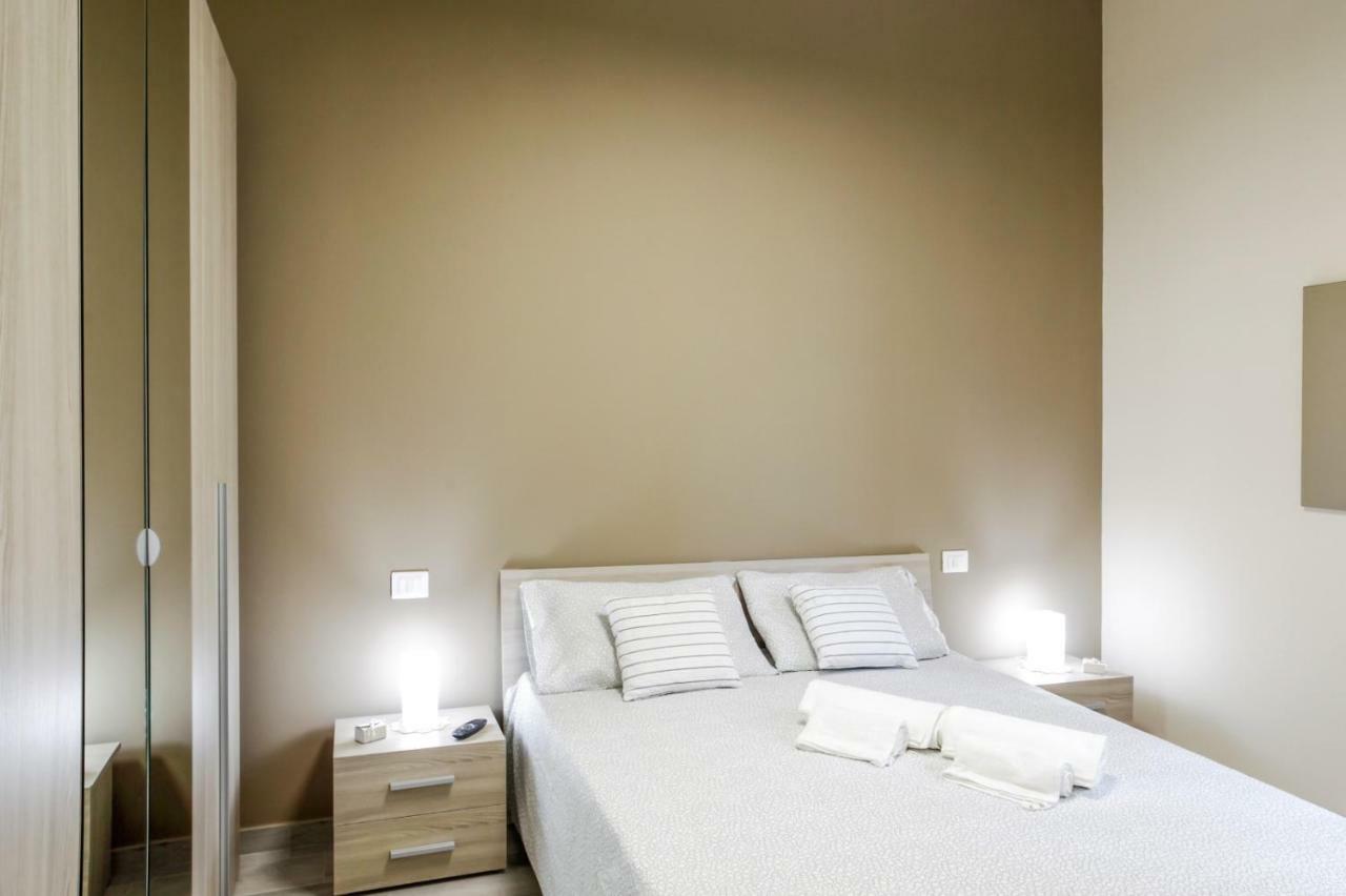 Bari Centrale Railway Station Apartment Экстерьер фото